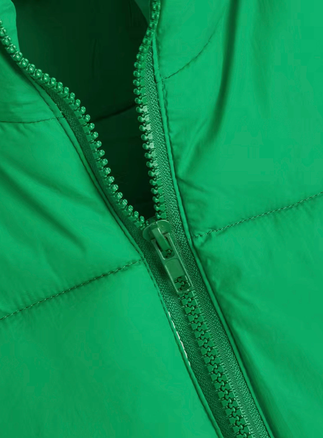 Green Era Cropped Puffer Vest