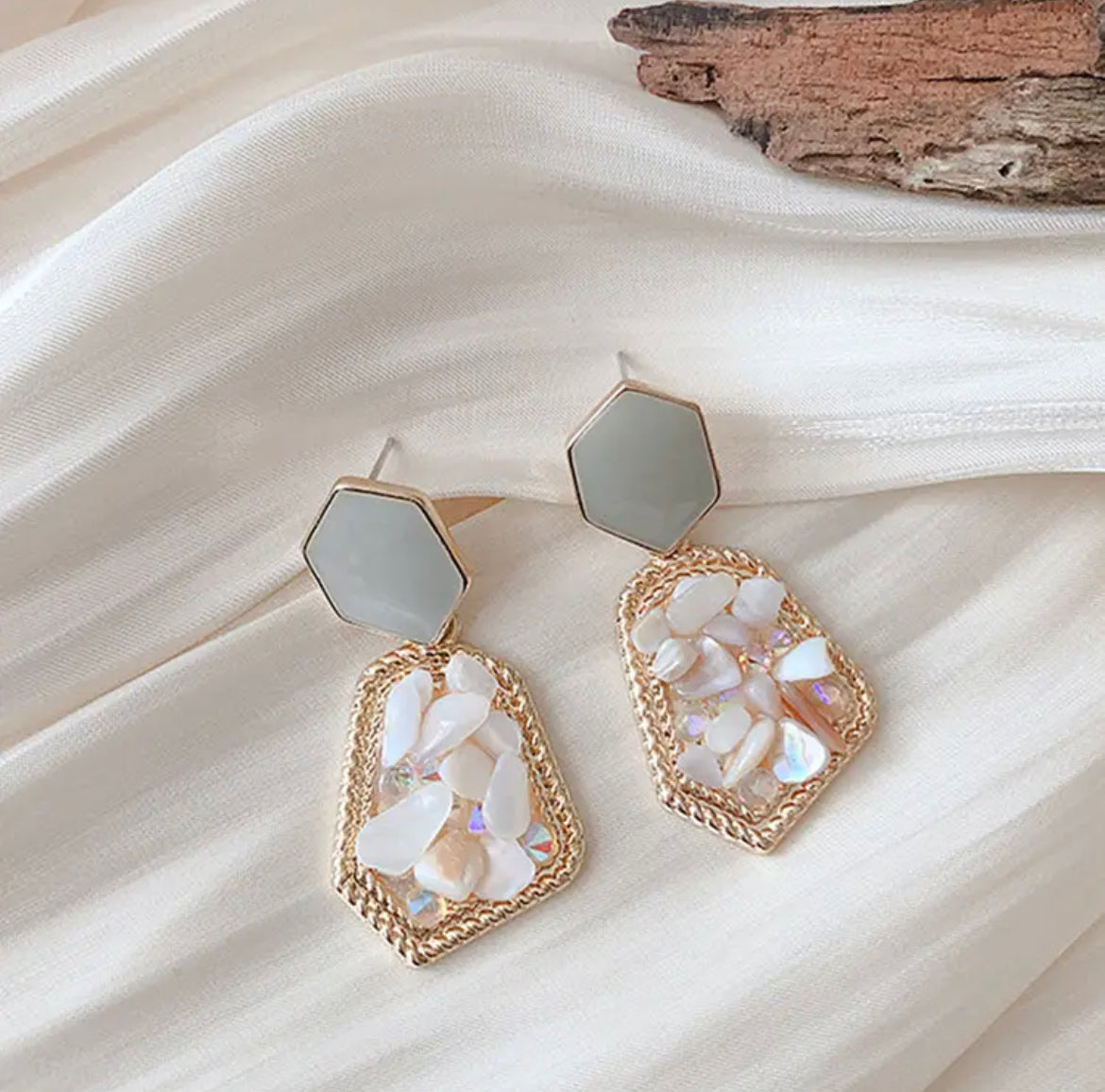 The Charmente French Vintage Earrings